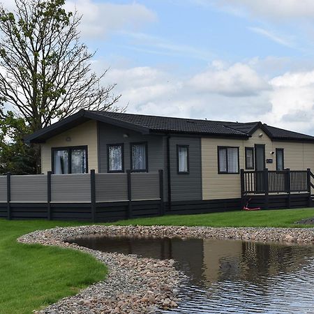 Green Meadows Country Park Hotell Harker Exteriör bild