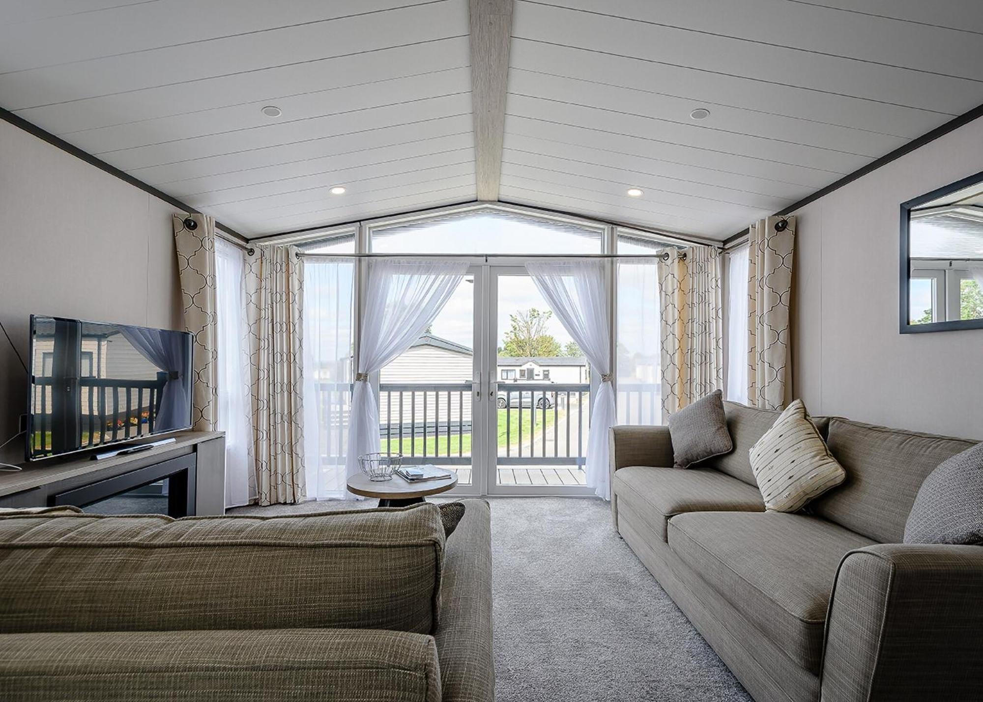 Green Meadows Country Park Hotell Harker Exteriör bild
