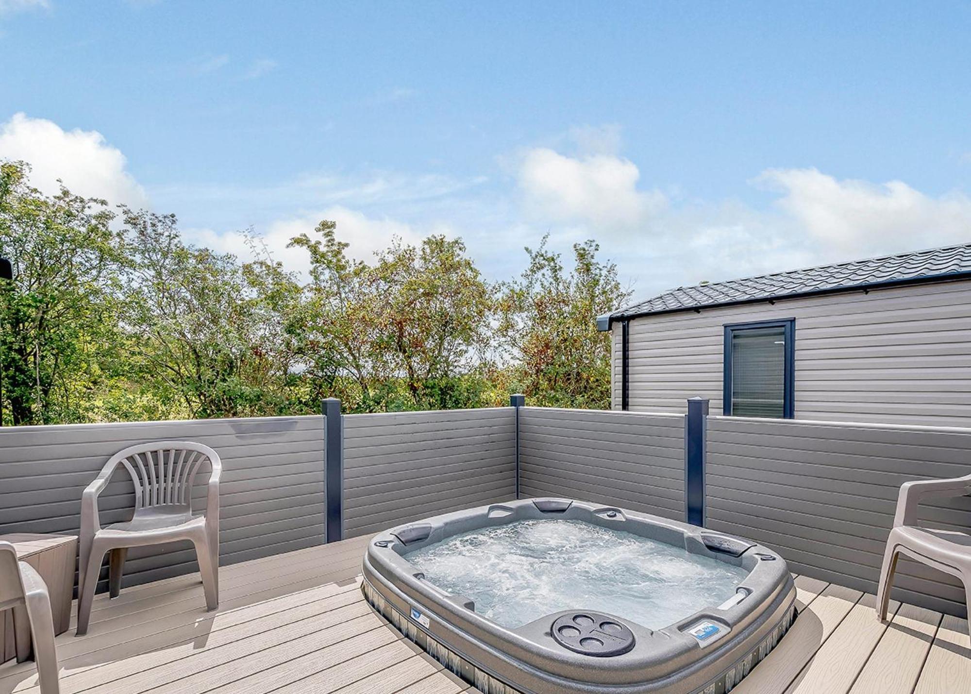 Green Meadows Country Park Hotell Harker Exteriör bild